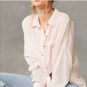 🎉HOST PICK🌿Urban Button Down